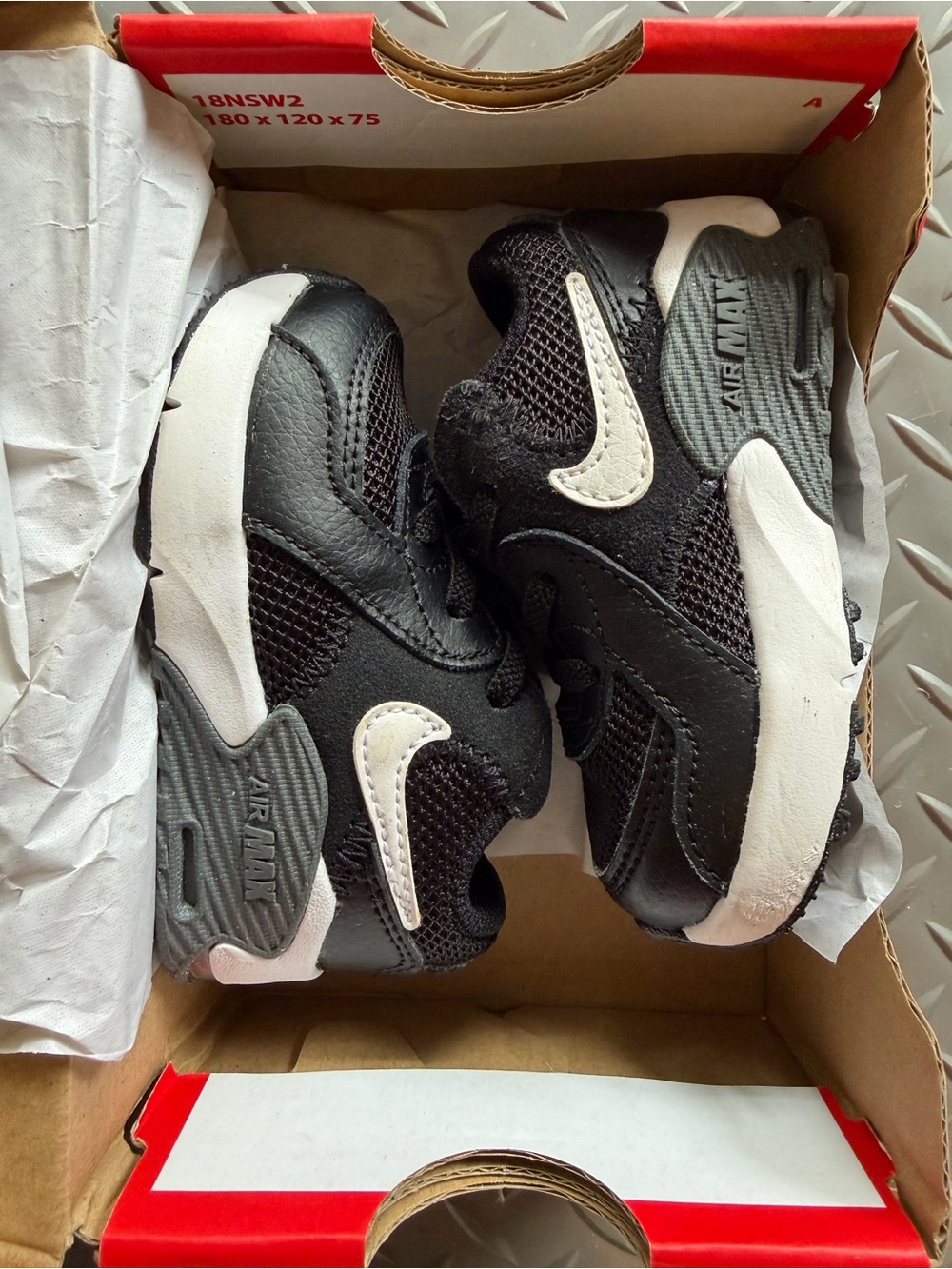 Nike Air Max Excee Kids Black and White Sneakers size 4c